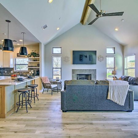Uncorked Ranch Hill Country Home 1 Mi To Winery Fredericksburg Bagian luar foto