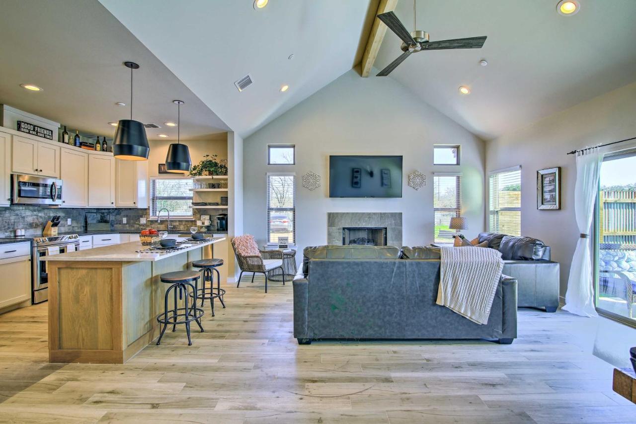 Uncorked Ranch Hill Country Home 1 Mi To Winery Fredericksburg Bagian luar foto